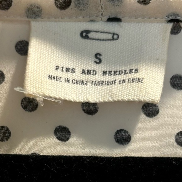 Pins and Needles polka dot blouse, cream and black, size small - Picture 4 of 5